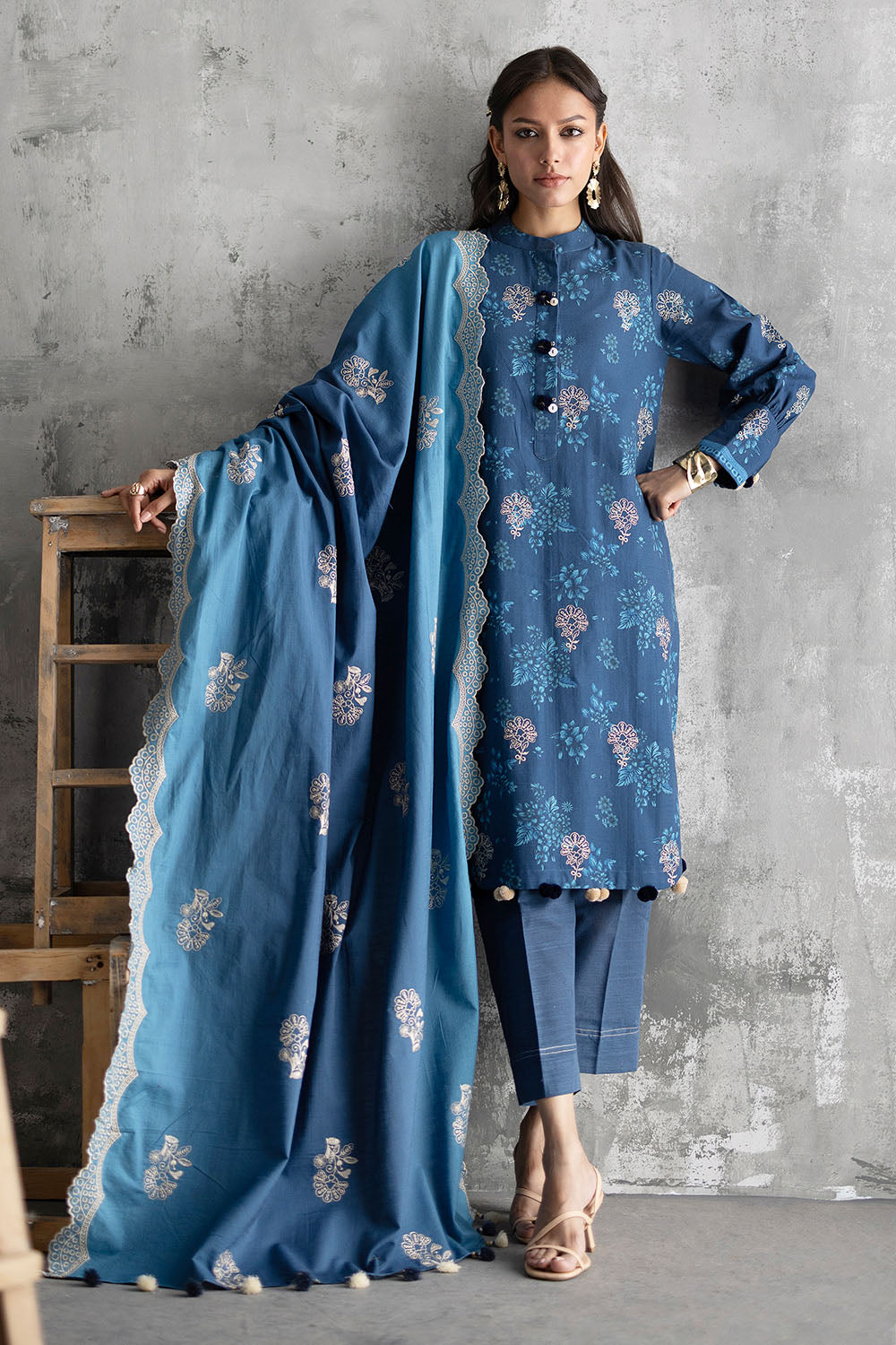 Gul Ahmed 3 Piece Embroidered Khaddar Suit With Printed Khaddar Dupatta